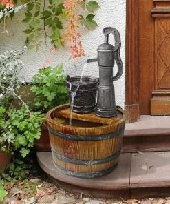 Design Toscano Lawn & Garden Cistern Well Pump Barrel Garden Fountain